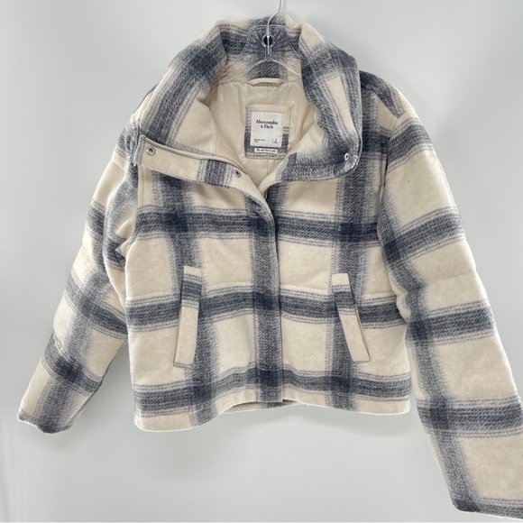 Abercrombie & Fitch Jackets & Blazers - Abercrombie & Fitch Plaid Soft Mini Pufffer
